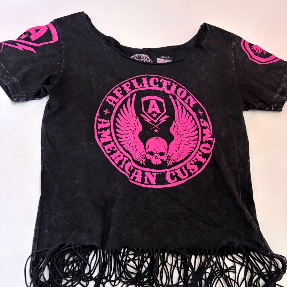 Affliction T-Shirt Womens Small Black Pink Fringe Graphic American Customs‎ USA